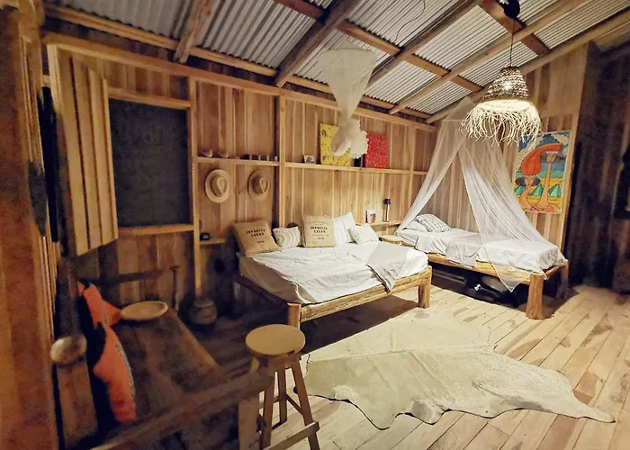 Papaya Lodge